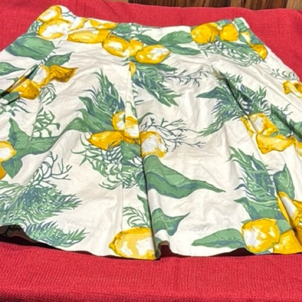 Talbots White & Yellow Lemons pleated summer Skirt 2P